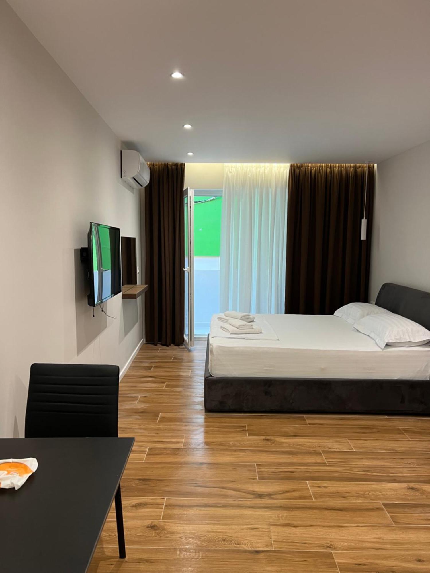 Tirana Central Stay Exterior foto